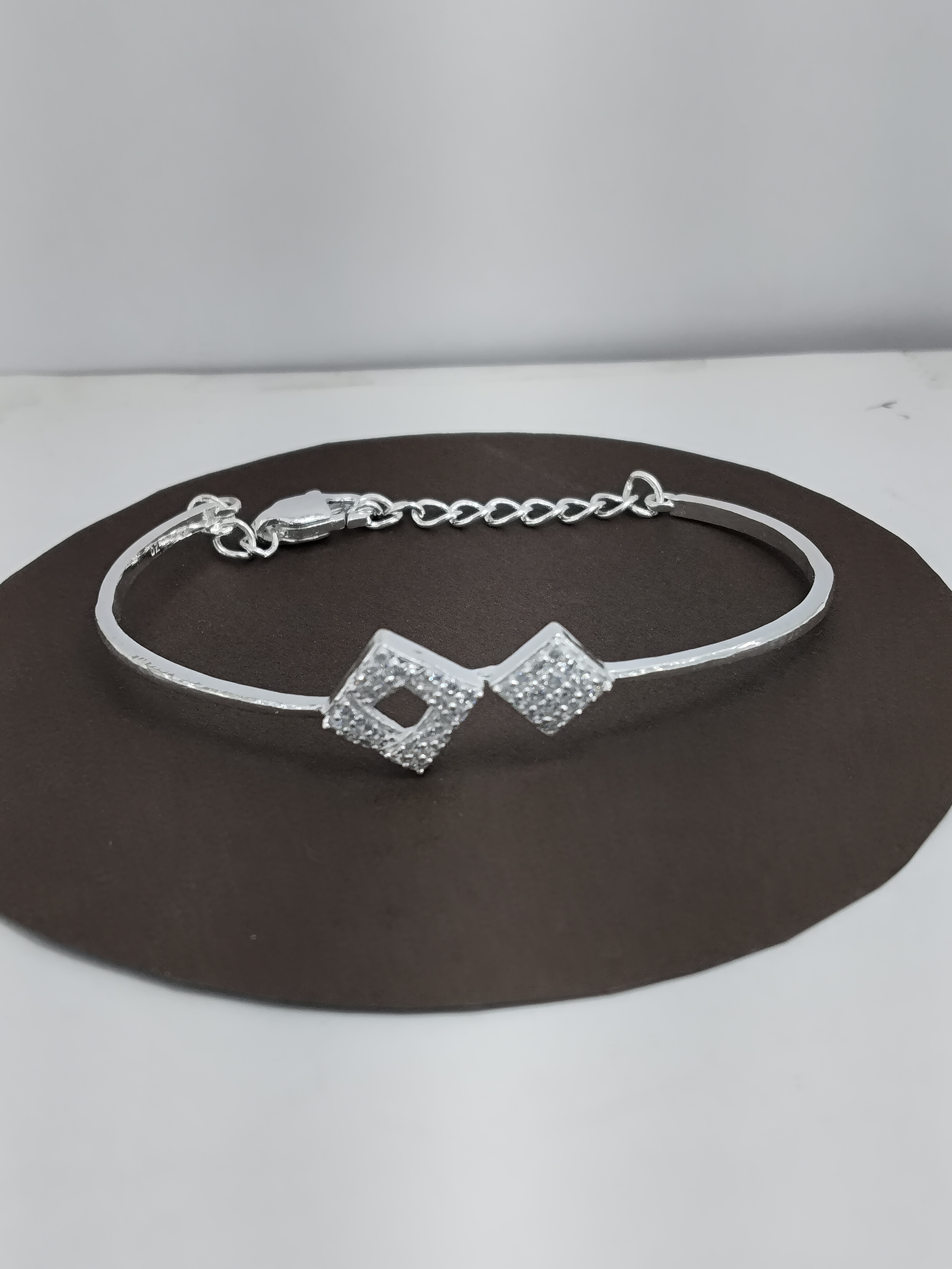 0221202511190867b813d4f1e7a.jpg 3